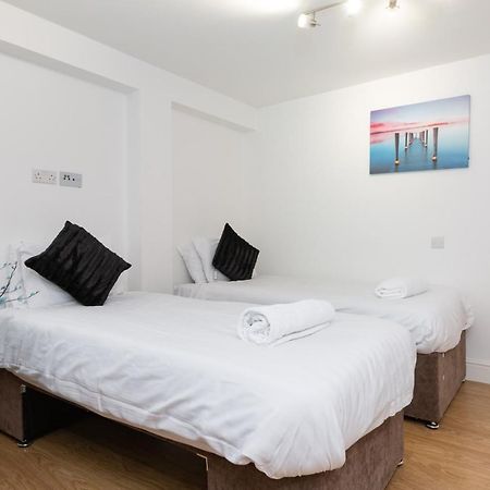Book Today At Metro Serviced Apartments Bedford - Metro House ,Free Wifi 외부 사진